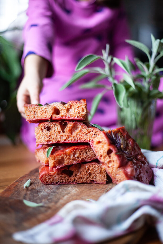 focaccia barbabietola