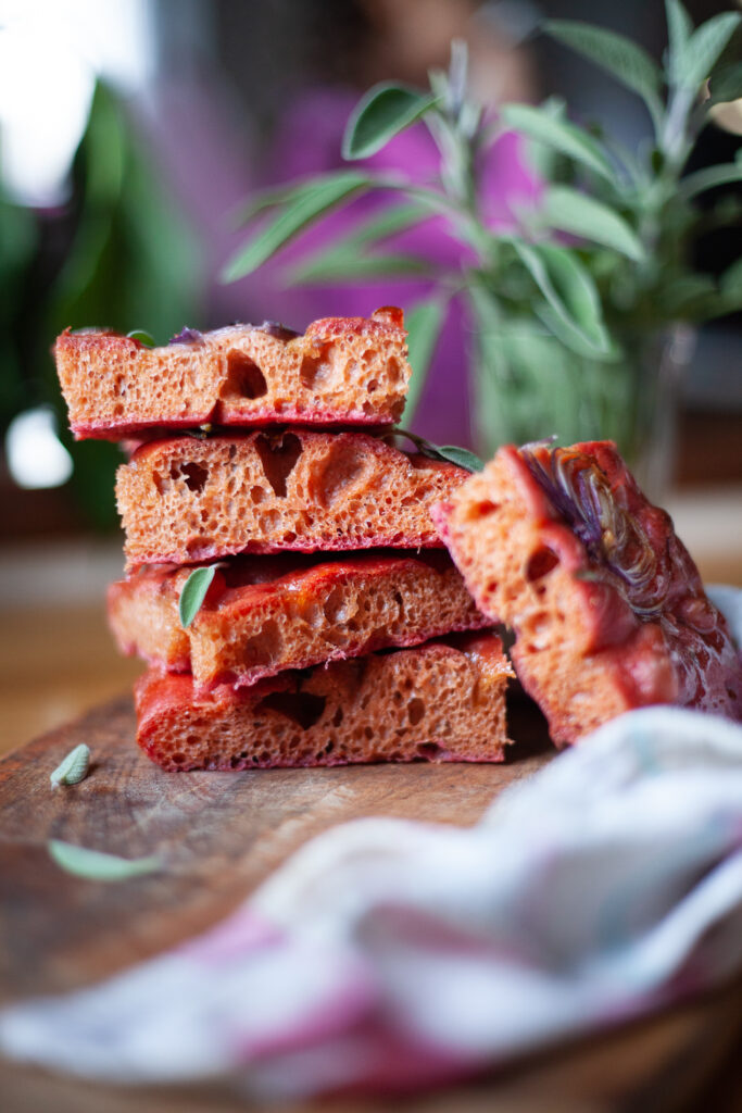 focaccia barbabietola